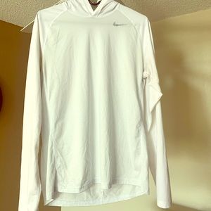 Nike Light Weight Pullover